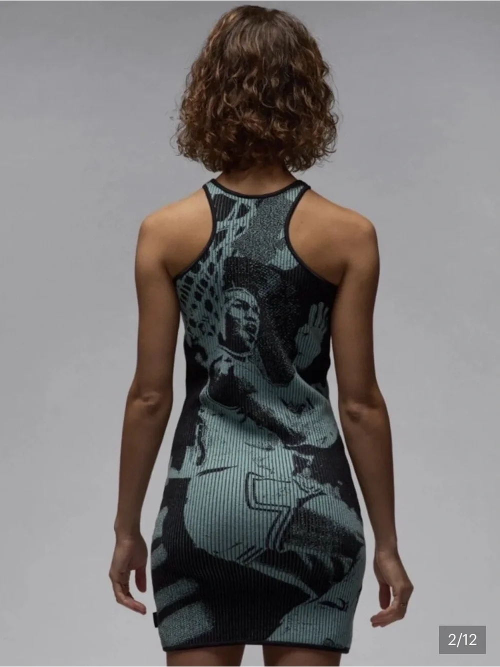 Air Jordan dress size small